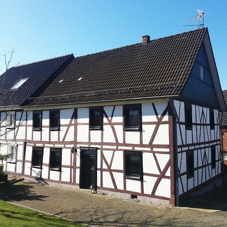 Graefrath Gaestehaus Neunkirchen-Seelscheid Neunkirchen  Buitenkant foto